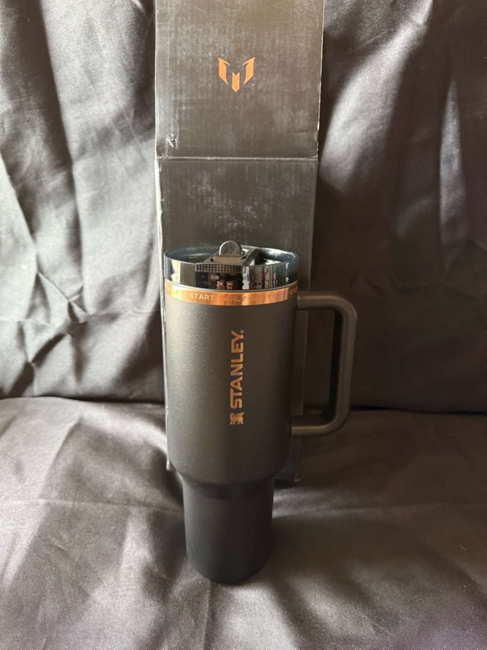 New Stanley 40oz Black and Gold Special MESSI Edition Tumbler with Flip Top